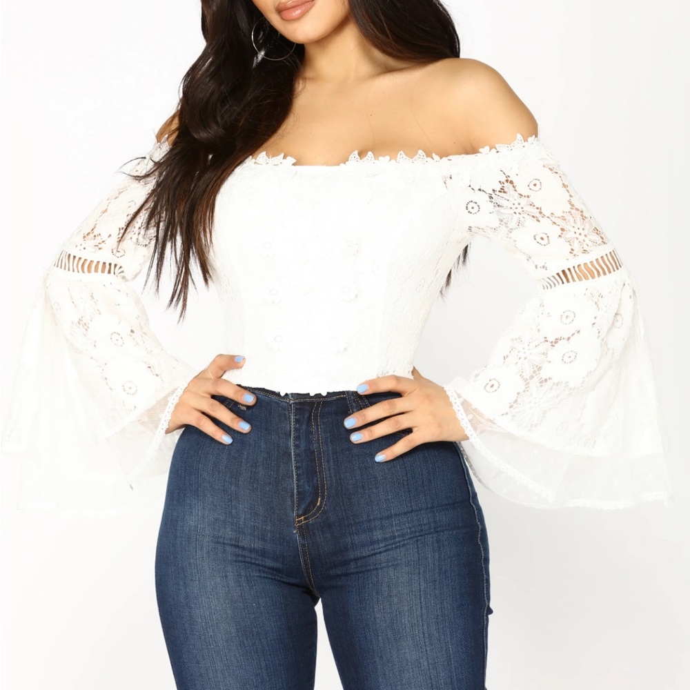 Festive off the shoulder sleeve top- white